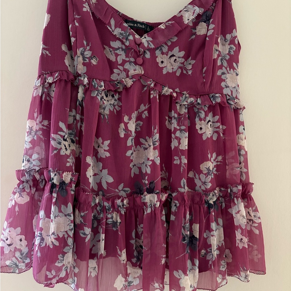Abercrombie & Fitch top
